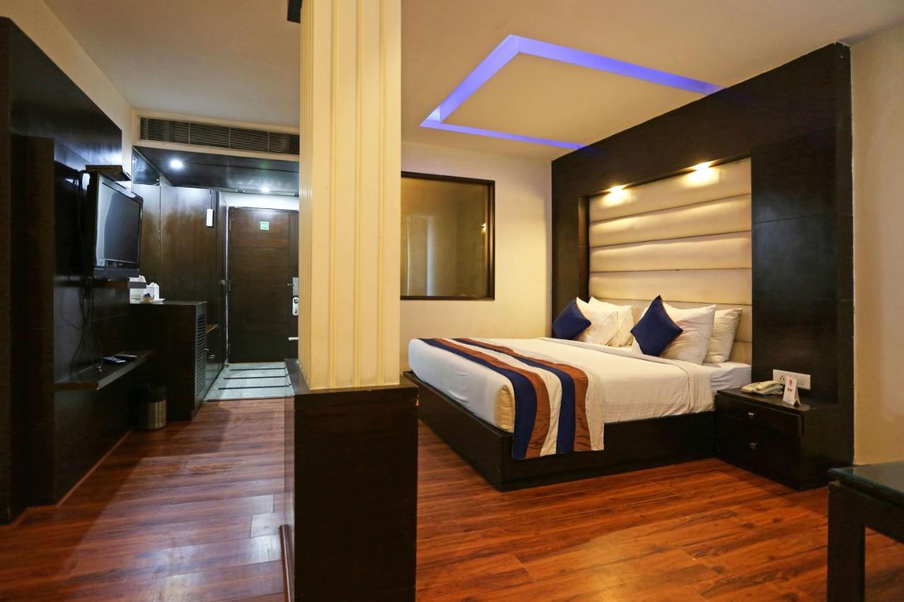 Capital O 7331 Hotel Downtown Új-Delhi Kültér fotó