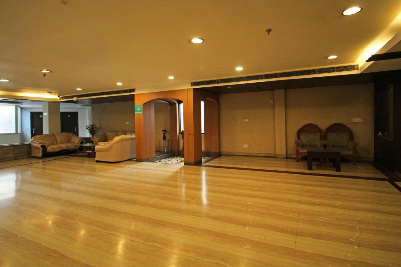 Capital O 7331 Hotel Downtown Új-Delhi Kültér fotó
