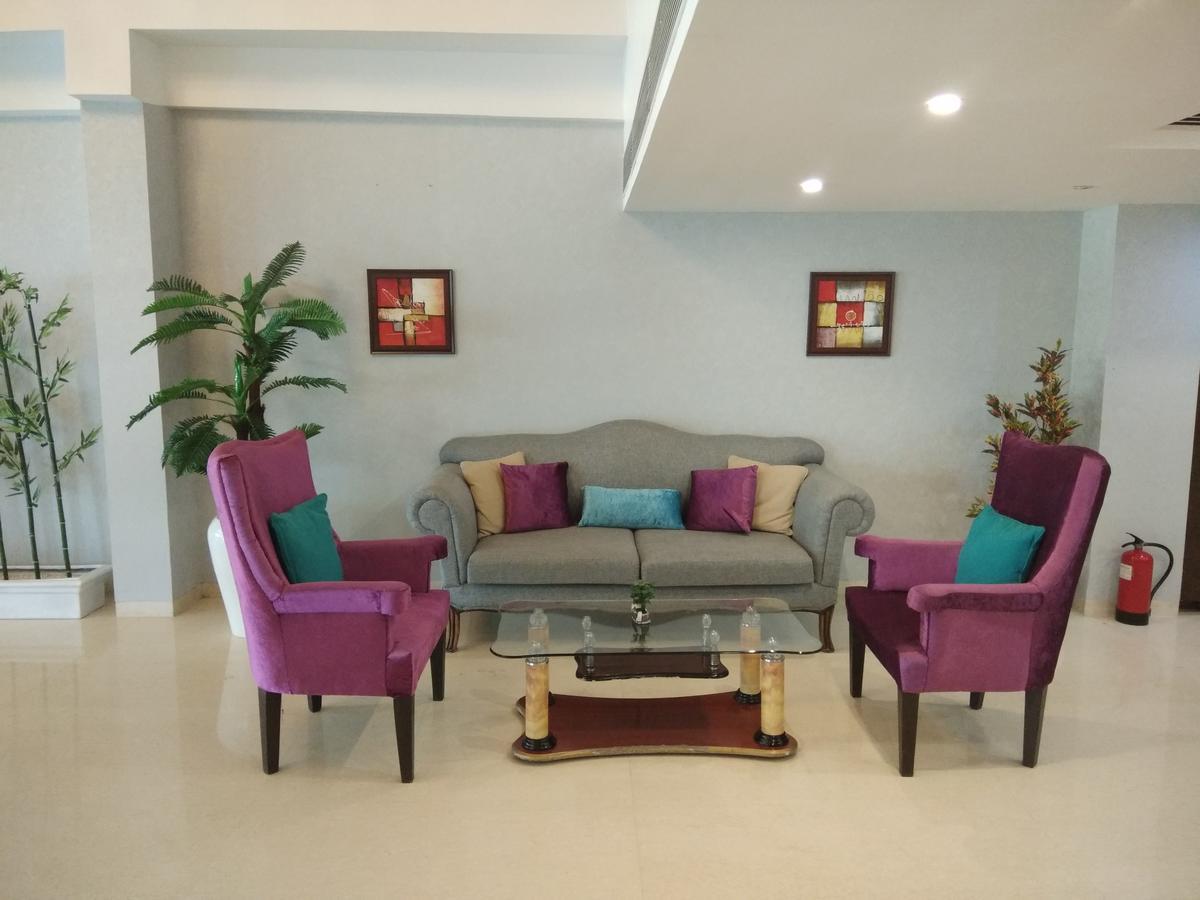 Capital O 7331 Hotel Downtown Új-Delhi Kültér fotó