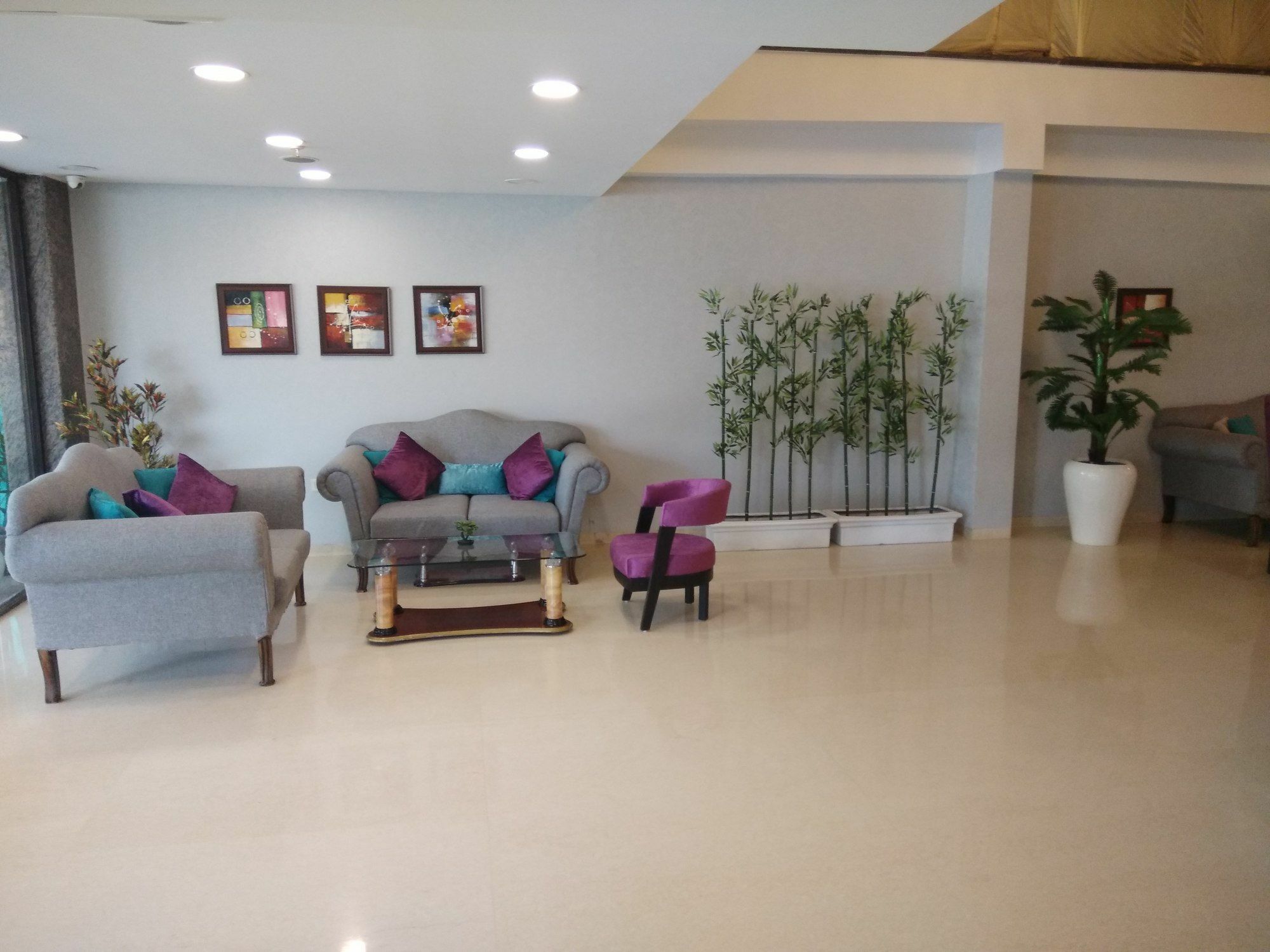 Capital O 7331 Hotel Downtown Új-Delhi Kültér fotó